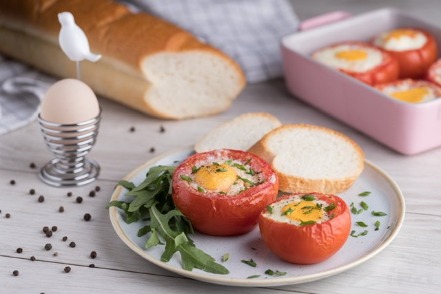 Vajíčka zapékaná v rajčatech