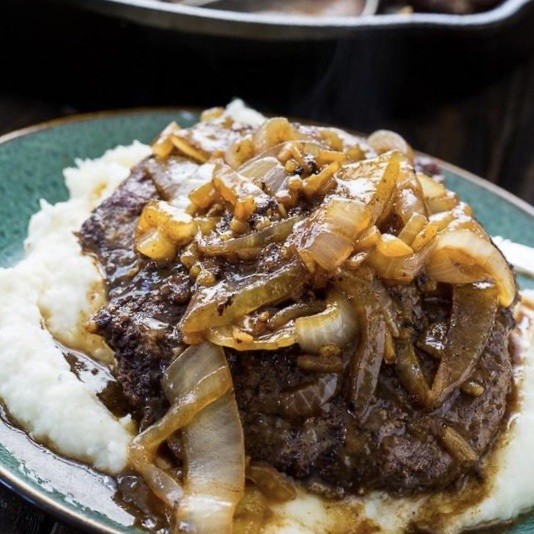 Hovězi biftek s cibulí